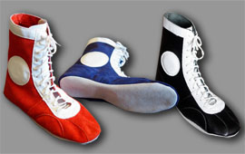 В продаже появились цветные борцовки