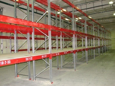 Стеллаж полочный с металлическими полками