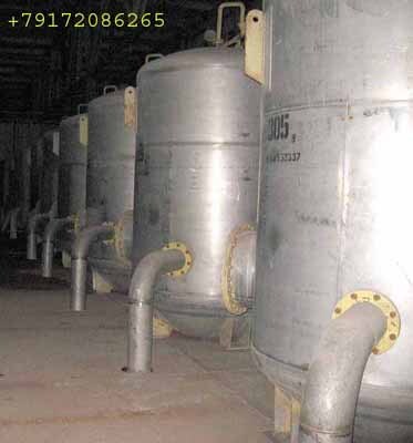 Емкости нержавеющие 6 м3, 12 м3 вертикальные и 63м3 горизонтальная б/у Англия продаю,