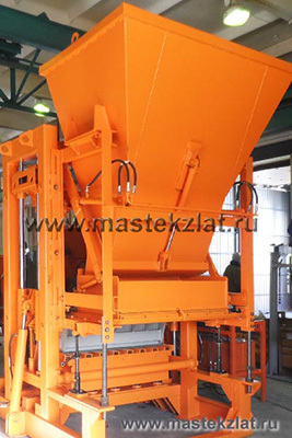 Начат серийный выпуск вибропресса Мастек с увеличенной зоной формования
