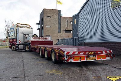 Продам 3-х осный низкорамный полуприцеп BROSHUIS