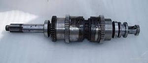  Фрикционный вал в сборе